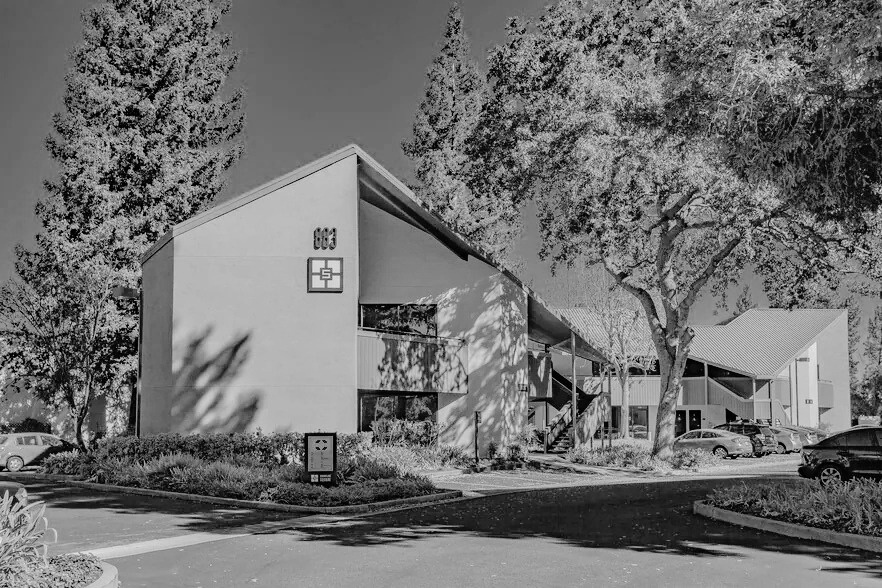Office building at 883 North Shoreline